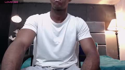 Snapshot of athleticbig_cock chatting on September 2025 01:38:01 AM ATHLETIC COCK online show from September 2025 01:38:01 AM