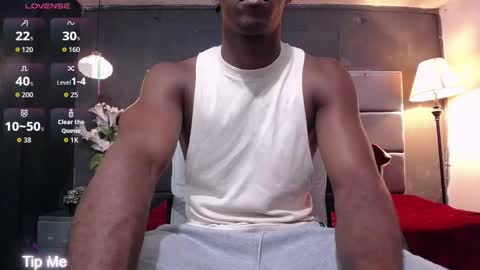 Snapshot of athleticbig_cock chatting on September 2025 01:40:02 AM ATHLETIC COCK online show from September 2025 01:40:02 AM