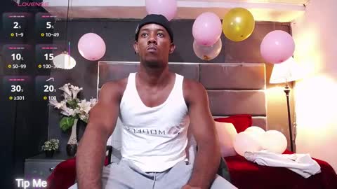 Snapshot of athleticbig_cock chatting on September 2025 01:29:01 AM ATHLETIC COCK online show from September 2025 01:29:01 AM