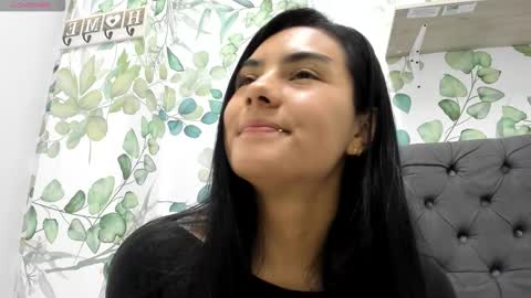 Atilana Diaz online show from October 2025 05:04:02 PM