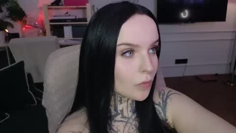 Snapshot of atomic_ketchup chatting on June 2026 05:51:02 AM online every day between 10am-23pm online show from June 2026 05:51:02 AM