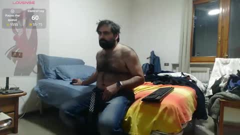Bleakw85 online show from May 2026 06:38:02 PM