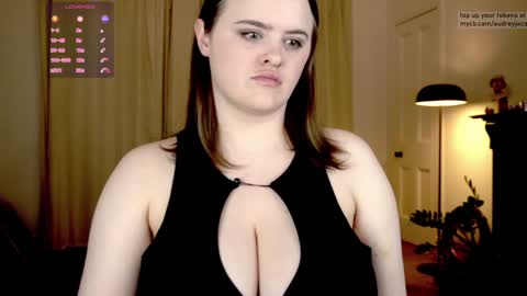 Audrey Jacq online show from January 2025 04:02:02 PM