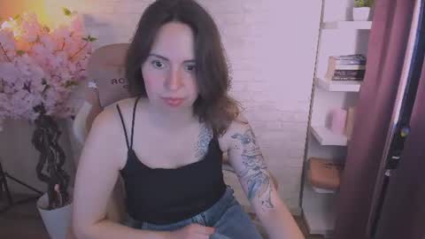 augustamis online show from July 2026 02:00:01 PM