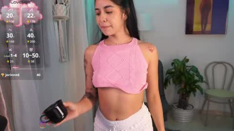 Snapshot of aura_sensual chatting on May 2026 11:33:02 PM . online show from May 2026 11:33:02 PM