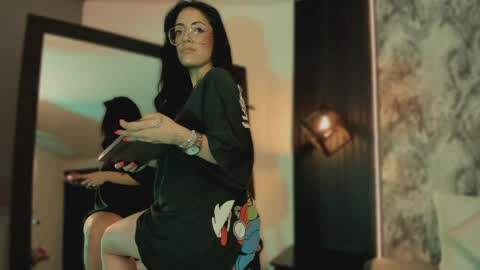 Aura online show from April 2026 02:31:01 PM