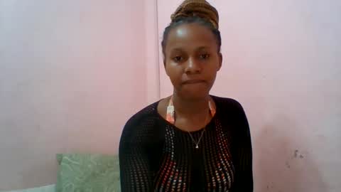 Snapshot of aurelia107 chatting on June 2026 10:15:01 PM aurelia107 online show from June 2026 10:15:01 PM