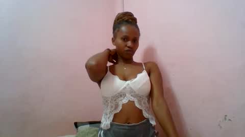 Snapshot of aurelia107 chatting on June 2026 08:57:02 PM aurelia107 online show from June 2026 08:57:02 PM