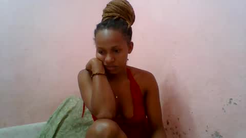 Snapshot of aurelia107 chatting on June 2026 09:51:01 PM aurelia107 online show from June 2026 09:51:01 PM