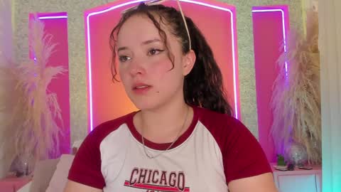 Aurora online show from December 2024 07:37:02 PM