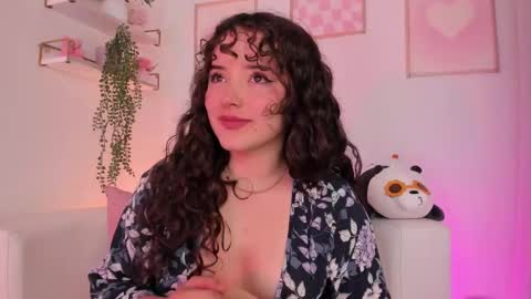 Aurora online show from February 2025 09:27:02 PM