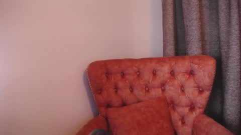 Snapshot of aurora_divine chatting on December 2024 10:21:02 PM aurora_divine online show from December 2024 10:21:02 PM