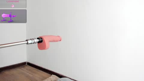 Snapshot of aurora_divine chatting on January 2025 10:30:02 PM aurora_divine online show from January 2025 10:30:02 PM