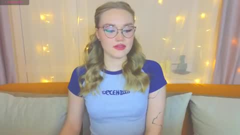 Kate online show from February 2025 03:21:01 PM