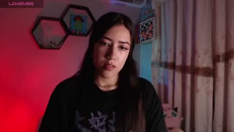 Snapshot of aurora_shy_ chatting on June 2026 09:08:01 AM Aurora online show from June 2026 09:08:01 AM