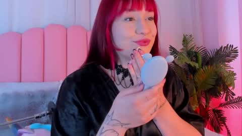 Snapshot of aurora_sweet2 chatting on October 2025 01:17:02 AM Madison online show from October 2025 01:17:02 AM