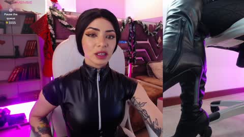 Snapshot of aurora_thomas chatting on December 2024 11:56:02 AM Aurora online show from December 2024 11:56:02 AM