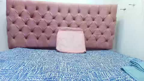 Snapshot of auroraa_miller chatting on October 2025 11:51:02 AM auroraa_miller online show from October 2025 11:51:02 AM
