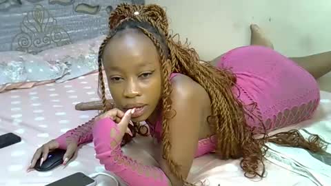 Aurora online show from November 2025 09:58:01 PM