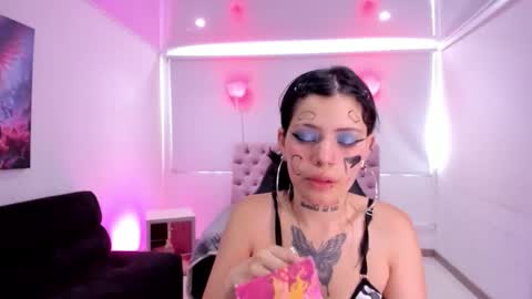 Snapshot of auroradiaz_ chatting on September 2025 07:39:02 PM Aurora Diaz online show from September 2025 07:39:02 PM