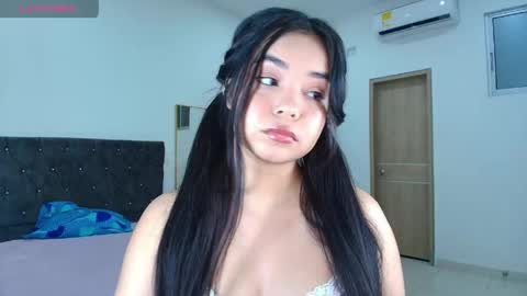 Aurora online show from April 2026 02:51:02 AM