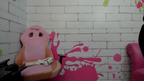 AuroraGracce online show from March 2026 02:38:02 AM