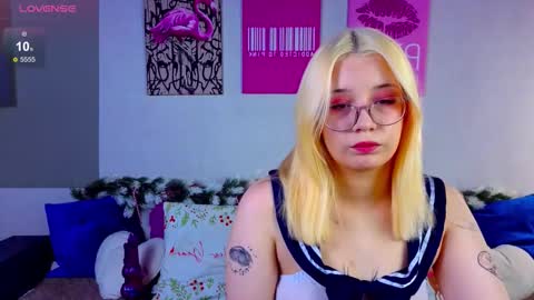 Aurora online show from December 2025 01:19:01 PM