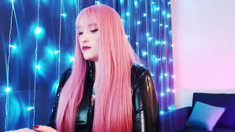 Snapshot of auroraunique chatting on March 2025 01:17:02 PM Aurora online show from March 2025 01:17:02 PM