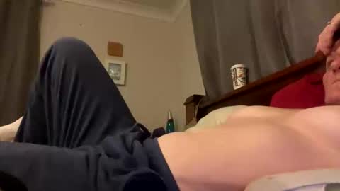 Milf4u online show from April 2026 09:01:02 AM