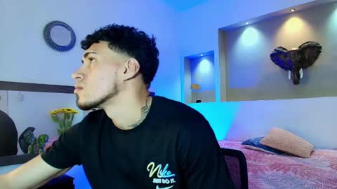 AUSTIN  online show from December 2024 03:04:02 AM