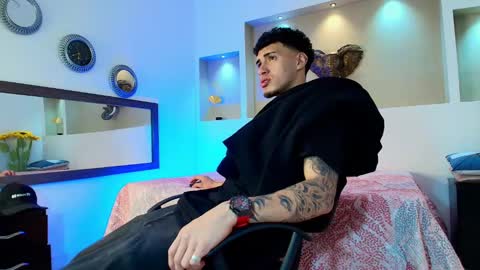 AUSTIN  online show from December 2024 03:38:02 AM