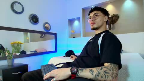 AUSTIN  online show from December 2024 03:15:01 AM