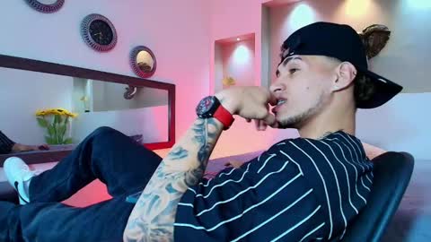 AUSTIN  online show from January 2025 08:13:02 AM