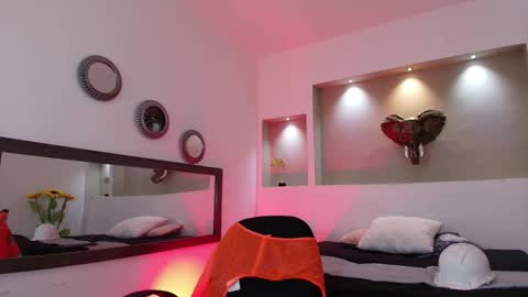 AUSTIN  online show from January 2025 06:47:01 AM