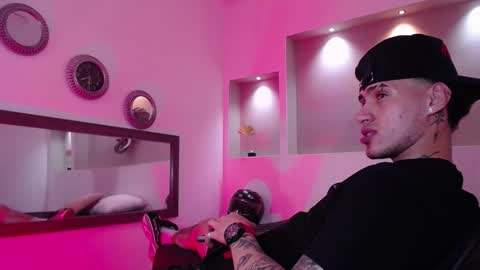 AUSTIN  online show from February 2025 08:11:01 AM