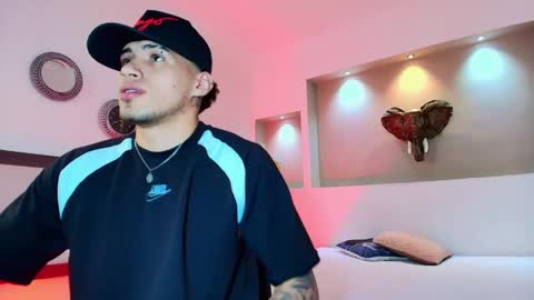 AUSTIN  online show from February 2025 01:49:02 AM