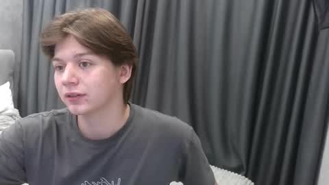 ausxuw online show from September 2025 02:04:02 AM