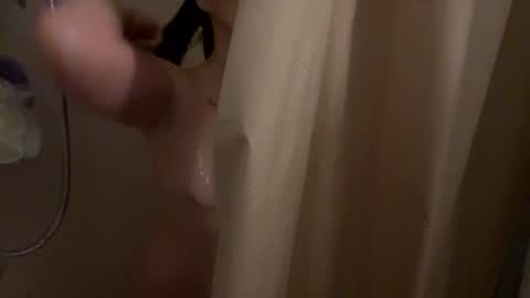 Autumn online show from December 2024 06:24:02 AM