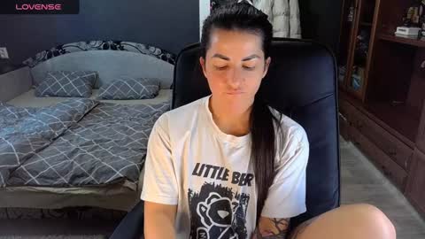 Ava online show from January 2025 10:51:02 AM