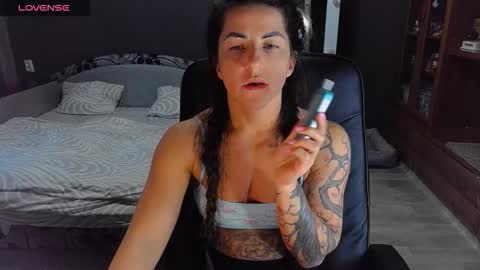 Ava online show from October 2025 12:58:01 PM