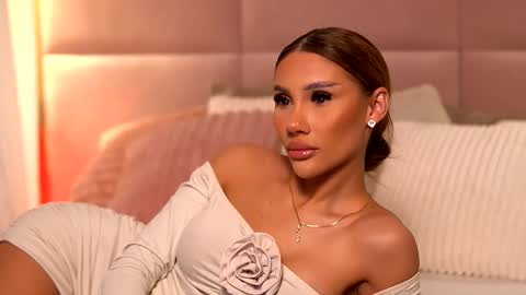 Ava online show from January 2026 01:33:01 AM