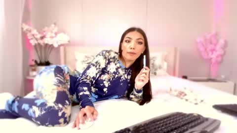 Pamela online show from July 2026 04:04:01 AM