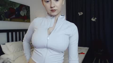 avani__gregg online show from November 2025 02:13:01 PM