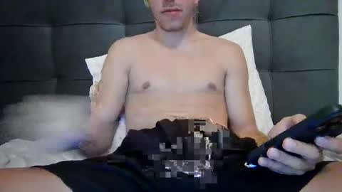 Snapshot of avarageeuropeguy chatting on September 2025 07:21:02 AM Avarageeuropeguy online show from September 2025 07:21:02 AM