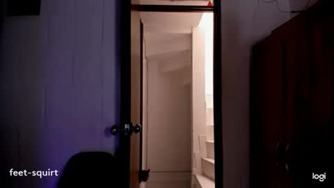 Valery -- online show from December 2025 08:25:01 PM