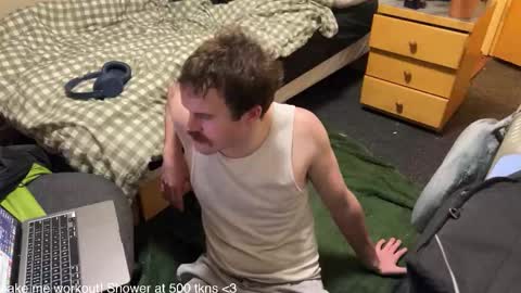 Average Jackson online show from November 2025 10:31:02 PM