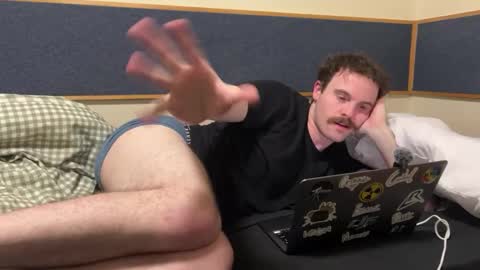 Average Jackson online show from November 2025 09:13:02 PM