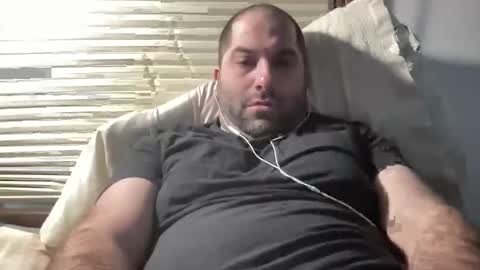 averagejoe345977 online show from February 2026 04:41:01 PM