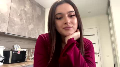 Snapshot of averyhoster chatting on June 2026 03:03:03 PM Eva online show from June 2026 03:03:03 PM