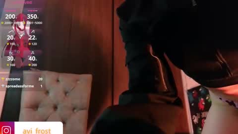 Snapshot of avi_frost chatting on September 2025 09:23:02 AM Saraaaa independent model 3 online show from September 2025 09:23:02 AM